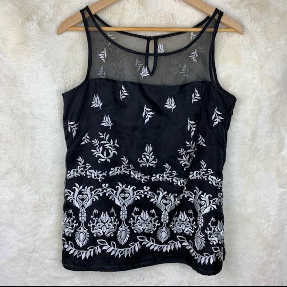 Dressy blouse ♥️♥️♥️